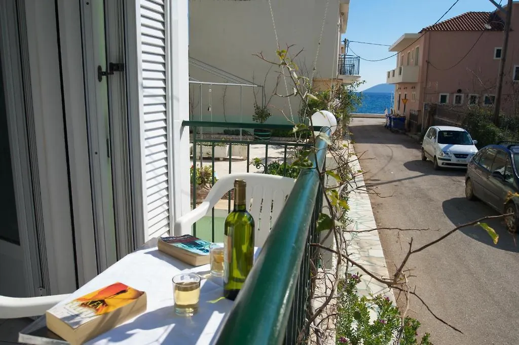 Konstantinos Apartments Agia Efimia 0*,