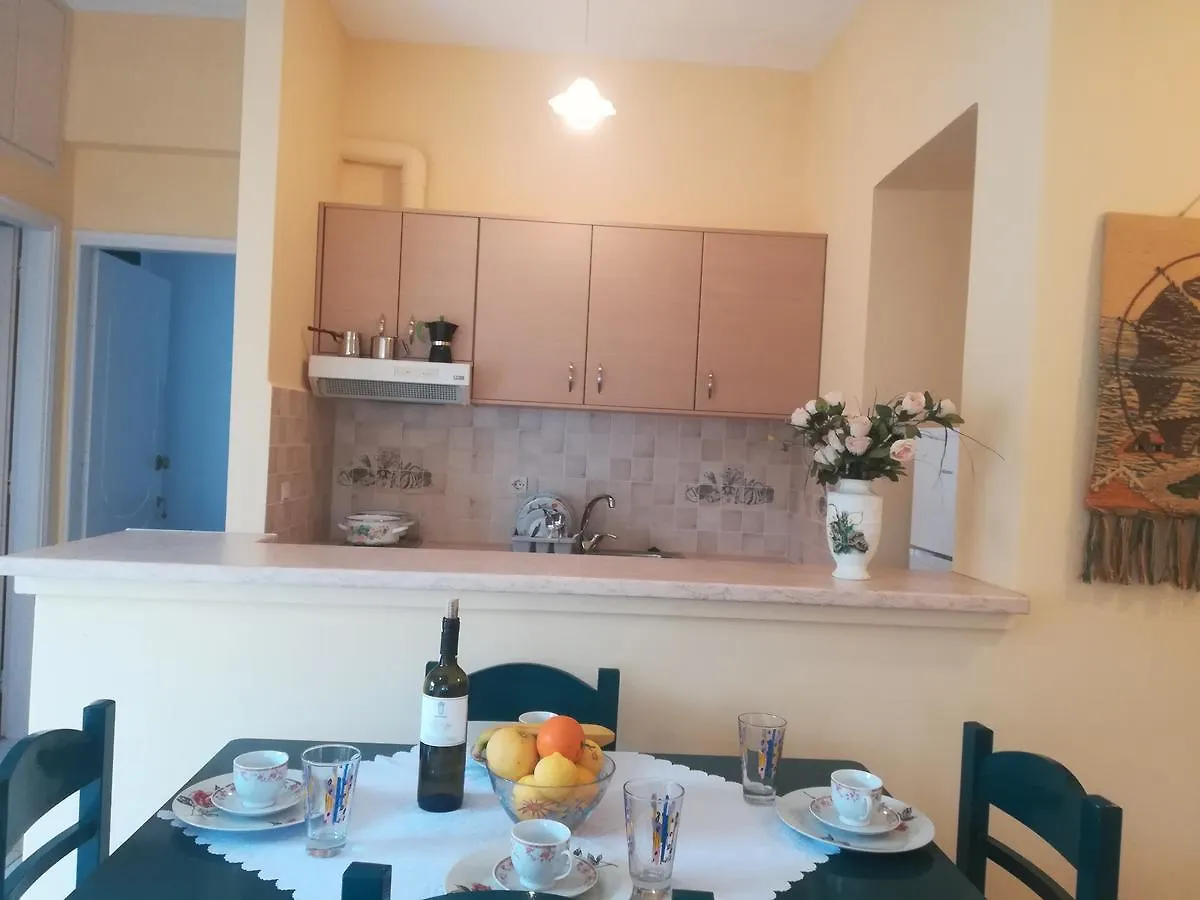 Konstantinos Apartments Agia Efimia