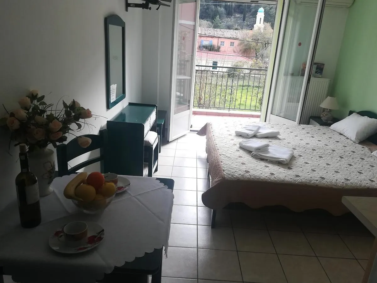 Konstantinos Apartments Agia Efimia